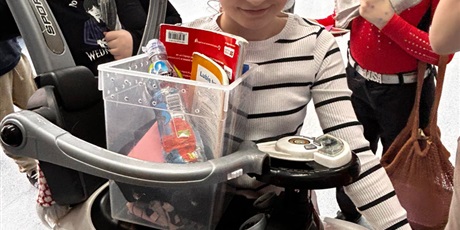 Powiększ grafikę: dzien-bez-plecaka-685890.jpg