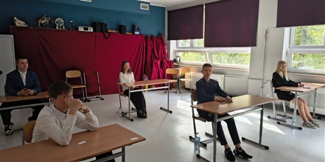 Powiększ grafikę: egzaminy-osmoklasisty-693293.jpg