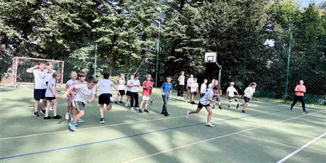 Powiększ grafikę: europejski-dzien-sportu-szkolnego-718116.jpg