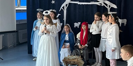 Powiększ grafikę: jaselka-bozonarodzeniowe-667757.jpg