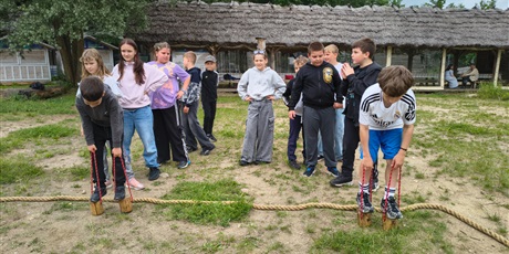 Powiększ grafikę: klasa-iv-w-faktorii-handlowej-w-pruszczu-gdanskim-706245.jpg