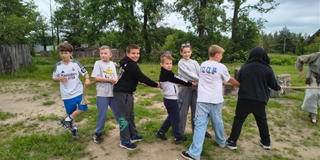Powiększ grafikę: klasa-iv-w-faktorii-handlowej-w-pruszczu-gdanskim-706246.jpg