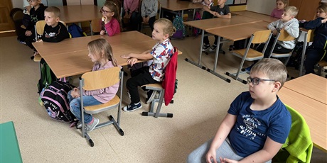 Powiększ grafikę: kosmiczna-lekcja-644483.jpg