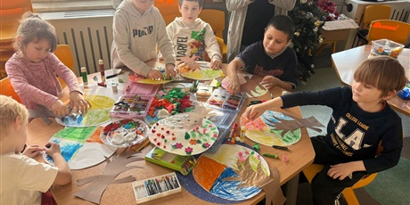 Powiększ grafikę: ksiazka-o-kazdej-porze-roku-672608.jpg