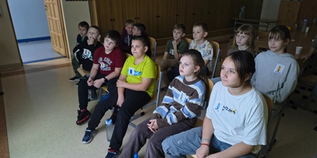 Powiększ grafikę: noc-bibliotek-ogolnopolska-akcja-czytelnicza-646226.jpg