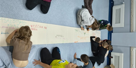 Powiększ grafikę: noc-bibliotek-ogolnopolska-akcja-czytelnicza-646233.jpg