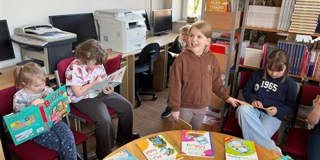 Powiększ grafikę: pasowanie-na-czytelnika-679364.jpg