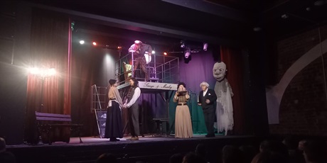 Powiększ grafikę: spektakl-opowiesc-wigilijna-659311.jpg