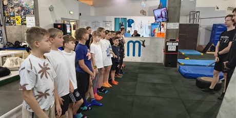Powiększ grafikę: sportowa-nagroda-dla-klasy-v--718125.jpg