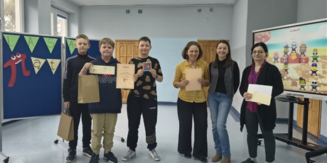 Powiększ grafikę: szkolny-konkurs-matematyczny-klasa-na-piatke-684990.jpg