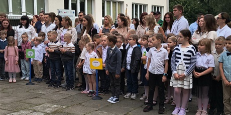 Powiększ grafikę: uroczyste-rozpoczecie-roku-szkolnego-2025-2026-636819.jpg