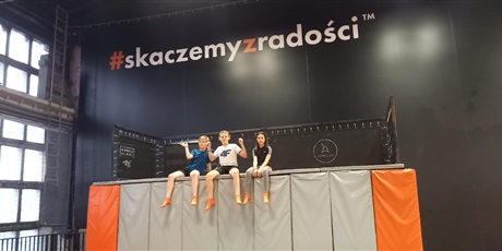 Powiększ grafikę: zyj-z-pasja-wyjscie-klasy-v-659317.jpg